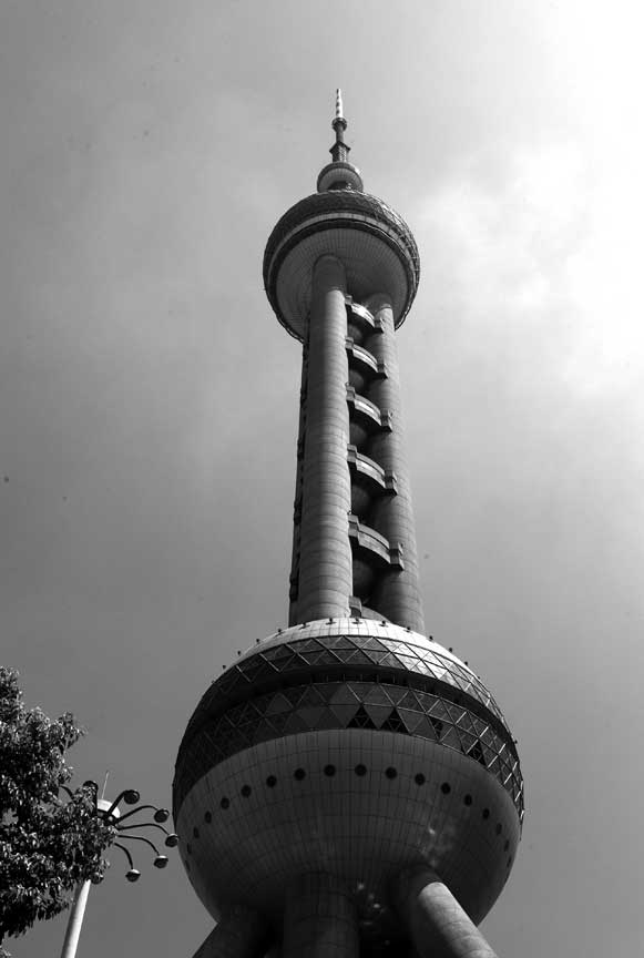Pearl Oriental TV tower